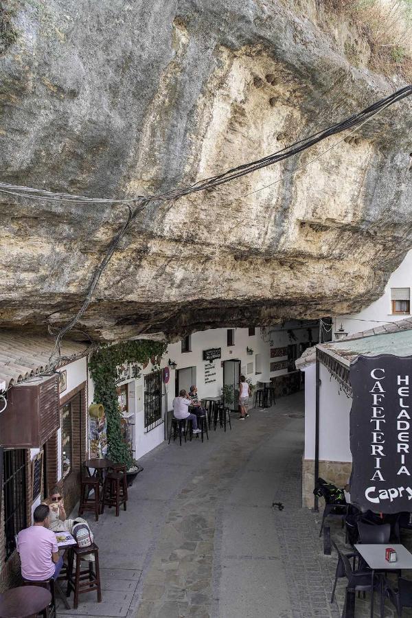 Casa Rural Las Cuevas de Setenil Setenil De Las Bodegas Exterior foto